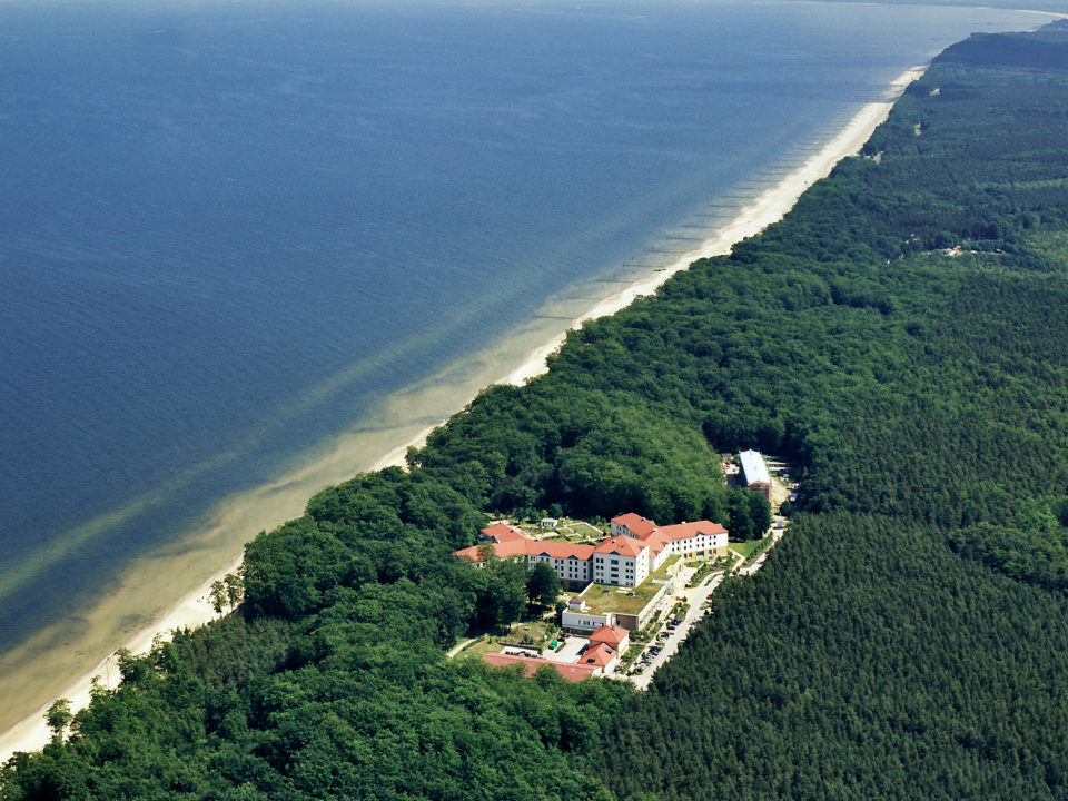 Luftaufnahme des Reha-Zentrum Ückeritz - Klinik Ostseeblick